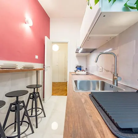 Romeo A San Giovanni Apartman Róma